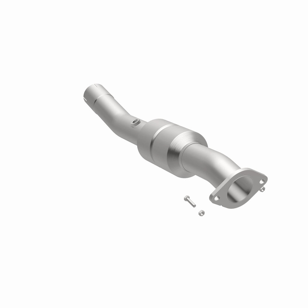 MagnaFlow Exhaust Products 49642 OEM Grade Direct-Fit Catalytic Converter for Select Chevrolet Silverado HD, Chevrolet Suburban 2500, GMC Sierra HD, GMC Yukon XL
