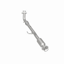 Load image into Gallery viewer, MagnaFlow Exhaust Products 5671556 California CARB Direct-Fit Catalytic Converter for Select Toyota Camry