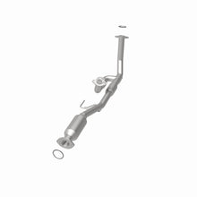 Load image into Gallery viewer, MagnaFlow Exhaust Products 4481892 California CARB Direct-Fit Catalytic Converter for Select Lexus ES300, Toyota Avalon, Toyota Camry