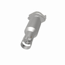 Load image into Gallery viewer, MagnaFlow Exhaust Products 5571269 California CARB Direct-Fit Catalytic Converter for Select Chevrolet Malibu