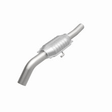 Load image into Gallery viewer, MagnaFlow Exhaust Products 3391290 California CARB Direct-Fit Catalytic Converter for Select Dodge B150, Dodge B250, Dodge B350