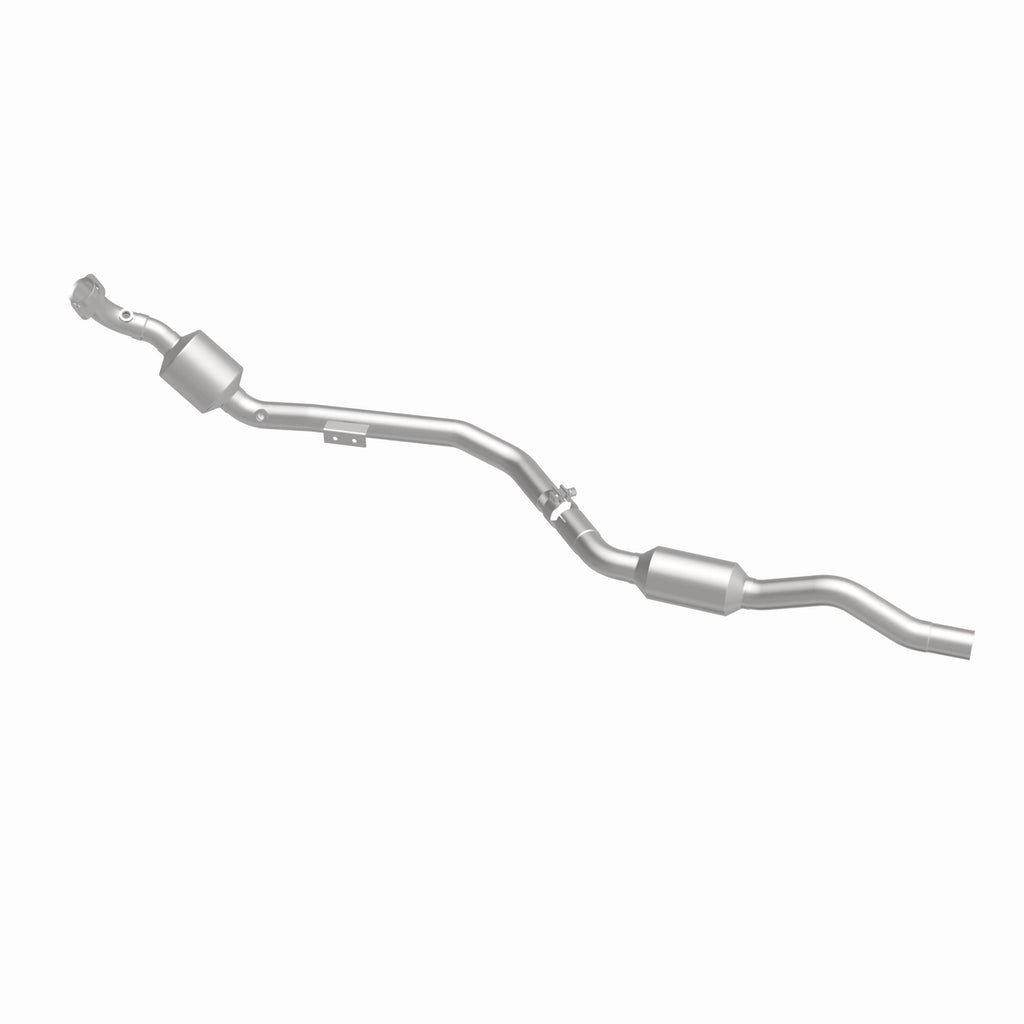 MagnaFlow Exhaust Products 51645 OEM Grade Direct-Fit Catalytic Converter for Select Mercedes-Benz E350