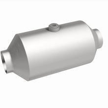 Load image into Gallery viewer, MagnaFlow Exhaust Products 6561355 California CARB Universal Catalytic Converter for Select Ford Mustang, Hyundai Kona N, Jaguar XE, Jeep Compass, Jeep Patriot, Mercedes-Benz SL450, Mercedes-Benz SL550, Mercedes-Benz SL63 AMG, Mercedes-Benz SL65 AMG,