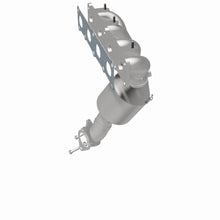 Load image into Gallery viewer, MagnaFlow Exhaust Products 5531158 California CARB Manifold Catalytic Converter for Select Dodge Dart