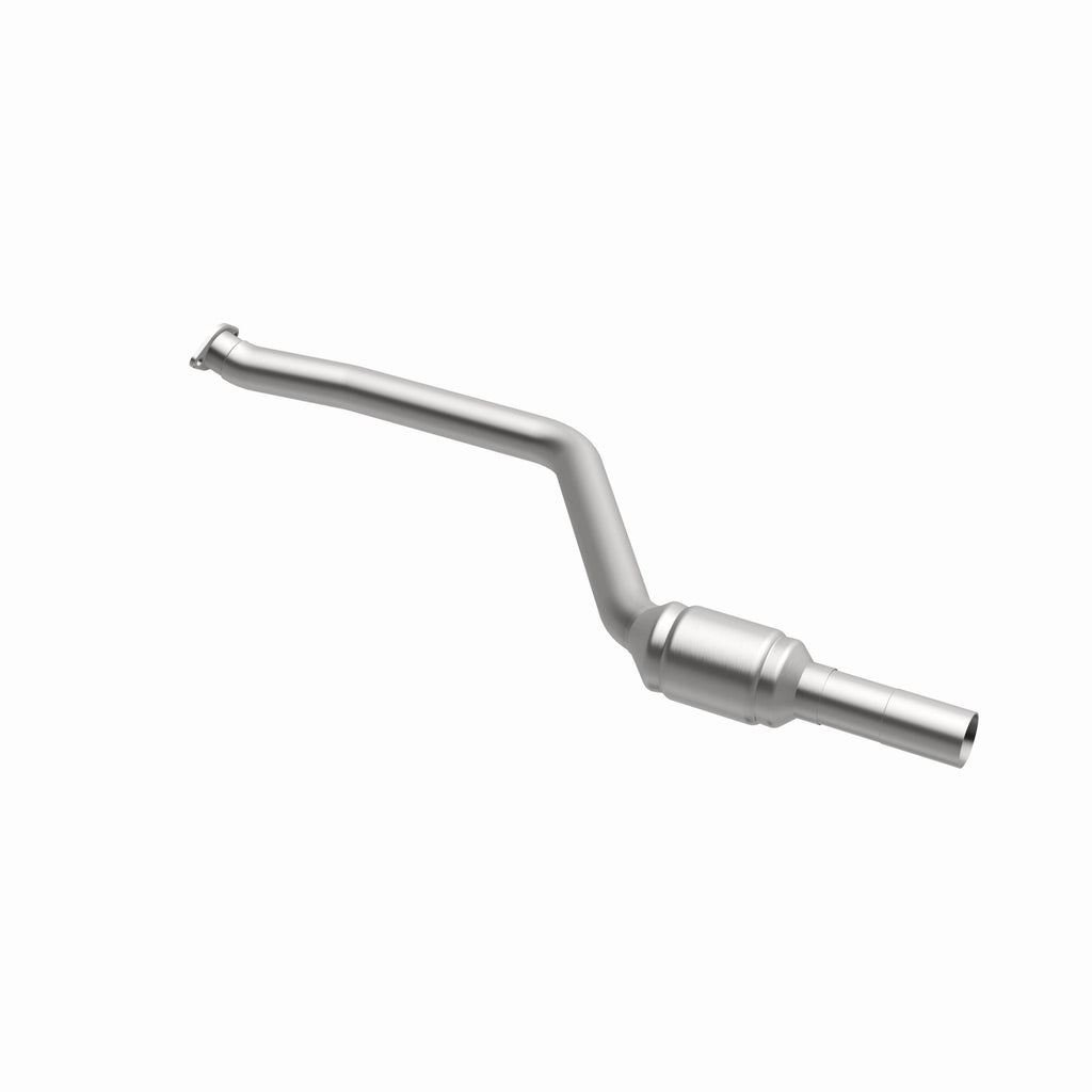 MagnaFlow Exhaust Products 5571764 California CARB Direct-Fit Catalytic Converter for Select BMW 325i, BMW 325xi, BMW 328i, BMW 328i xDrive, BMW 328xi, BMW 330i, BMW 330xi