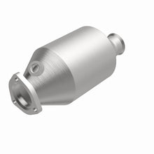 Load image into Gallery viewer, MagnaFlow Exhaust Products 3391449 California CARB Direct-Fit Catalytic Converter for Select Volkswagen Transporter