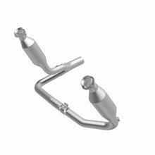 Load image into Gallery viewer, MagnaFlow Exhaust Products 4551027 California CARB Direct-Fit Catalytic Converter for Select Dodge Dakota