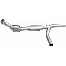 Load image into Gallery viewer, MagnaFlow Exhaust Products 93391 HM Grade Direct-Fit Catalytic Converter for Select Ford E-150 Econoline, Ford E-150 Econoline Club Wagon