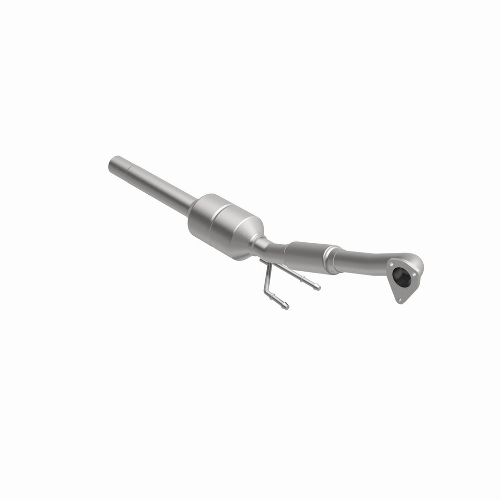 MagnaFlow Exhaust Products 52426 OEM Grade Direct-Fit Catalytic Converter for Select Volkswagen Beetle, Volkswagen Golf, Volkswagen Jetta