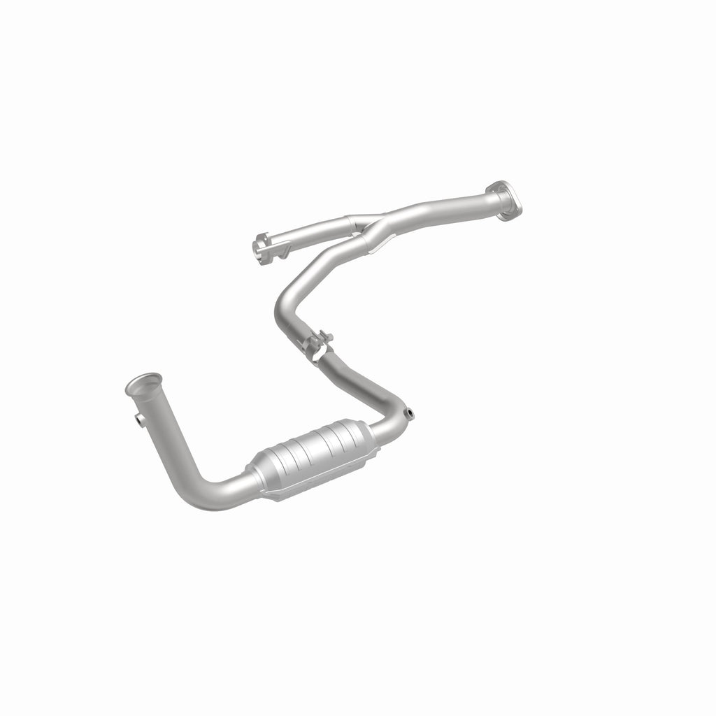 MagnaFlow Exhaust Products 93382 HM Grade Direct-Fit Catalytic Converter for Select Jeep Liberty