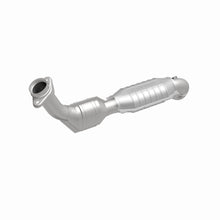 Load image into Gallery viewer, MagnaFlow Exhaust Products 23028 HM Grade Direct-Fit Catalytic Converter for Select Ford Expedition, Ford F-150