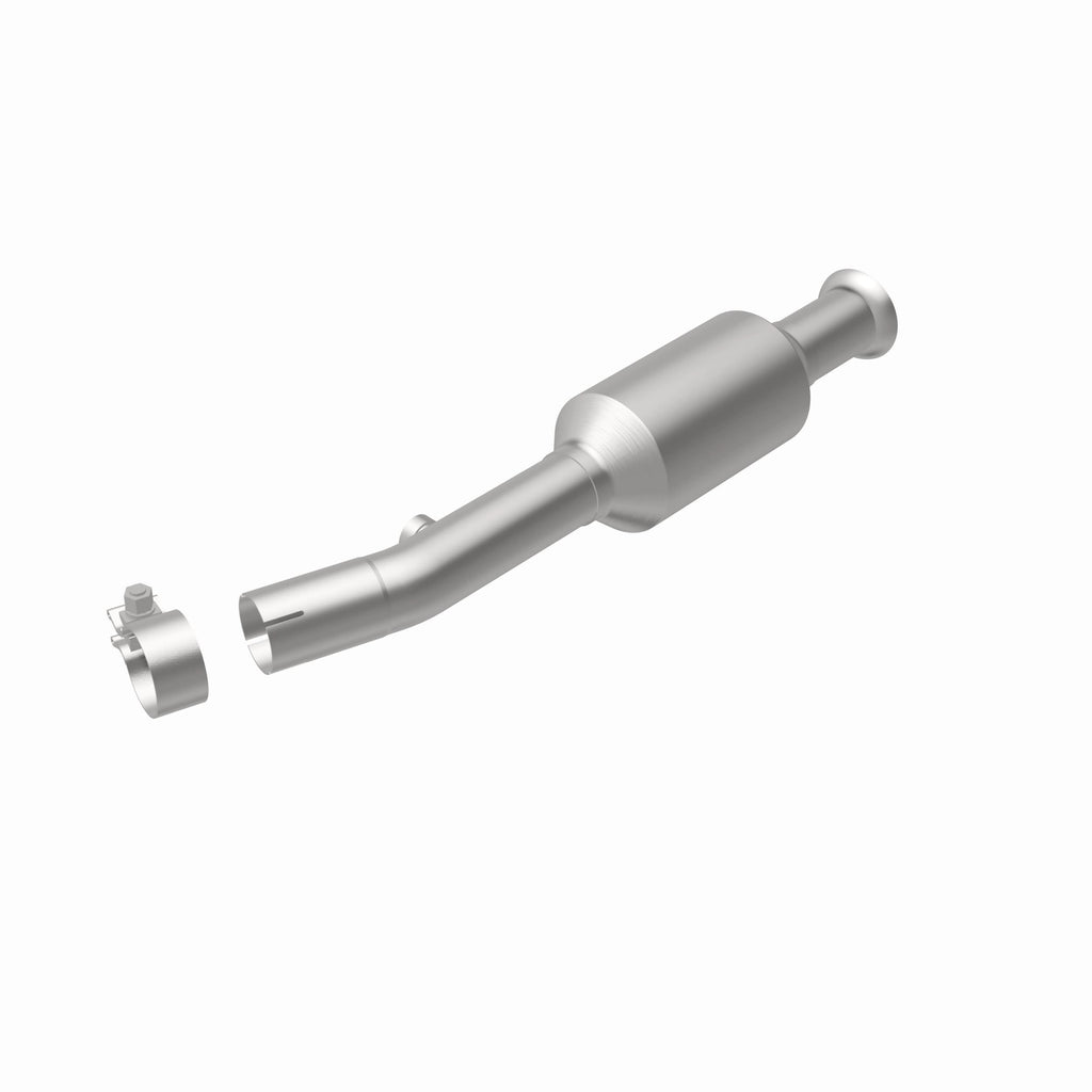 MagnaFlow Exhaust Products 21-288 OEM Grade Semi-Direct Fit Catalytic Converter for Select Chevrolet Prizm, Toyota Corolla
