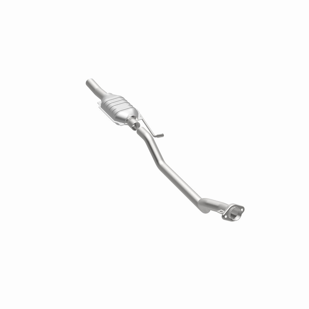 MagnaFlow Exhaust Products 93301 Standard Grade Direct-Fit Catalytic Converter for Select Ford E-150 Econoline, Ford E-150 Econoline Club Wagon, Ford E-250 Econoline, Ford E-250 Econoline Club Wagon, Ford E-350 Econoline, Ford E-350 Econoline Club Wagon,