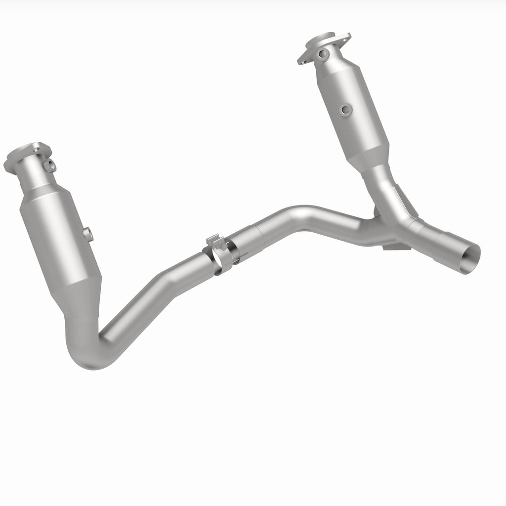 MagnaFlow Exhaust Products 21-972 OEM Grade Direct-Fit Catalytic Converter for Select Dodge Dakota
