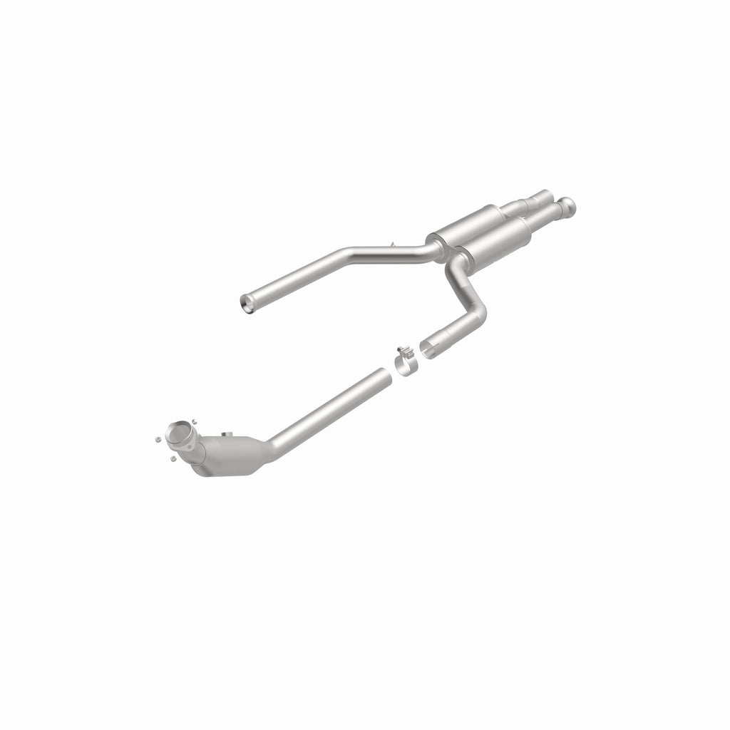 MagnaFlow Exhaust Products 52996 OEM Grade Direct-Fit Catalytic Converter for Select Mercedes-Benz E400