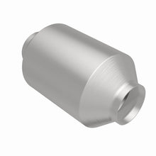 Load image into Gallery viewer, MagnaFlow Exhaust Products 5551209 California CARB Universal Catalytic Converter for Select Chevrolet Silverado HD, Chevrolet Silverado HD, GMC Sierra HD, GMC Sierra HD
