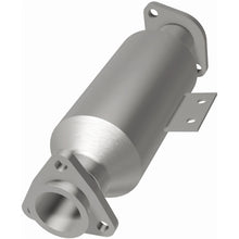 Load image into Gallery viewer, MagnaFlow Exhaust Products 4481876 California CARB Direct-Fit Catalytic Converter for Select Hyundai Elantra, Hyundai Tiburon