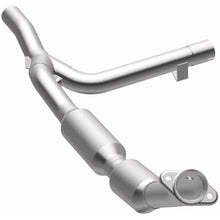 Load image into Gallery viewer, MagnaFlow Exhaust Products 4583622 California CARB Direct-Fit Catalytic Converter for Select Ford F-150