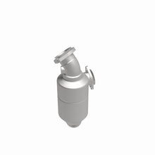 Load image into Gallery viewer, MagnaFlow Exhaust Products 444060 California CARB Direct-Fit Catalytic Converter for Select Mercedes-Benz CLK320