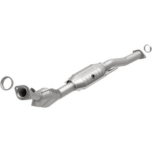 Load image into Gallery viewer, MagnaFlow Exhaust Products 24076 HM Grade Direct-Fit Catalytic Converter for Select Ford Ranger, Mazda B2300
