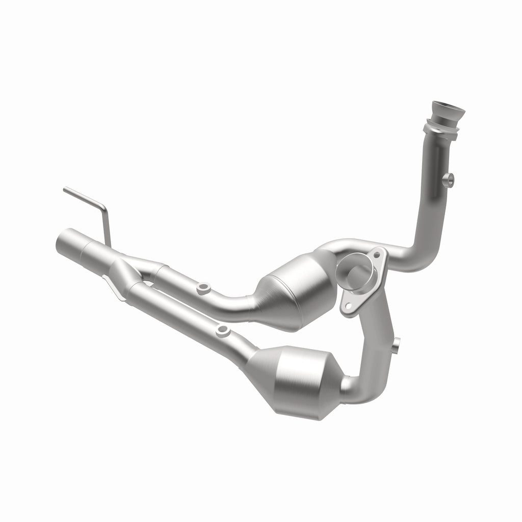 MagnaFlow Exhaust Products 49074 OEM Grade Direct-Fit Catalytic Converter for Select Jeep Grand Cherokee