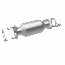 Load image into Gallery viewer, MagnaFlow Exhaust Products 52434 OEM Grade Direct-Fit Catalytic Converter for Select Kia Sorento