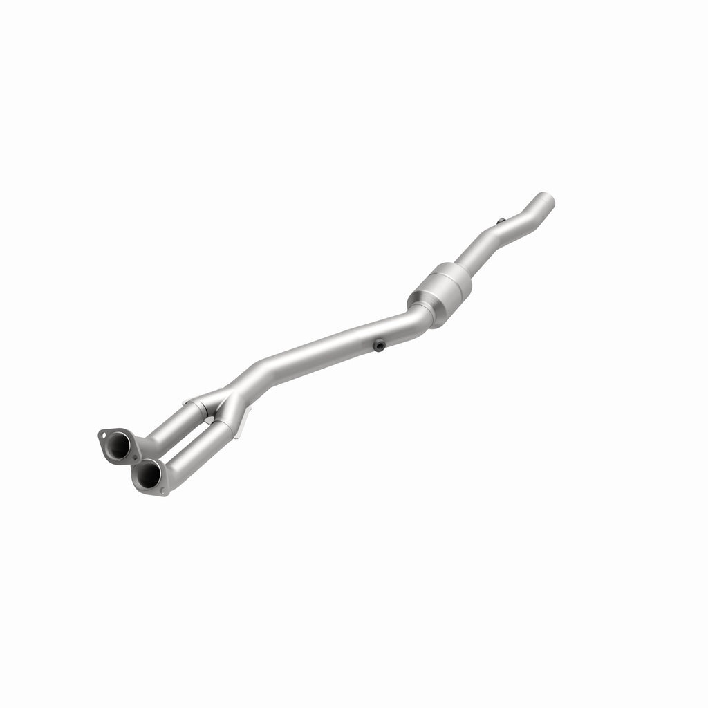 MagnaFlow Exhaust Products 4481687 California CARB Direct-Fit Catalytic Converter for Select BMW 840Ci