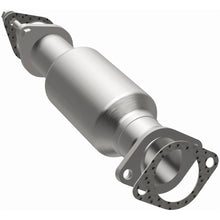 Load image into Gallery viewer, MagnaFlow Exhaust Products 52644 OEM Grade Direct-Fit Catalytic Converter for Select Hyundai Santa Fe, Kia Sorento