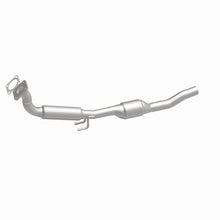 Load image into Gallery viewer, MagnaFlow Exhaust Products 4481613 California CARB Direct-Fit Catalytic Converter for Select Volkswagen Beetle, Volkswagen Golf, Volkswagen Jetta