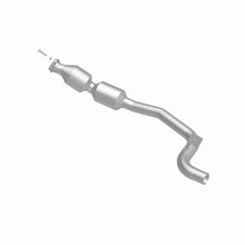 Load image into Gallery viewer, MagnaFlow Exhaust Products 21-608 OEM Grade Direct-Fit Catalytic Converter for Select Land Rover Range Rover, Land Rover Range Rover Sport
