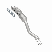 Load image into Gallery viewer, MagnaFlow Exhaust Products 452465 California CARB Manifold Catalytic Converter for Select BMW 528i