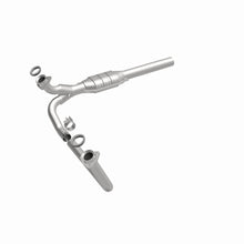 Load image into Gallery viewer, MagnaFlow Exhaust Products 93109 Standard Grade Direct-Fit Catalytic Converter for Select Chevrolet C1500, Chevrolet K1500, GMC C1500, GMC K1500