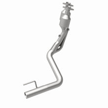 Load image into Gallery viewer, MagnaFlow Exhaust Products 24997 HM Grade Direct-Fit Catalytic Converter for Select Jeep Cherokee