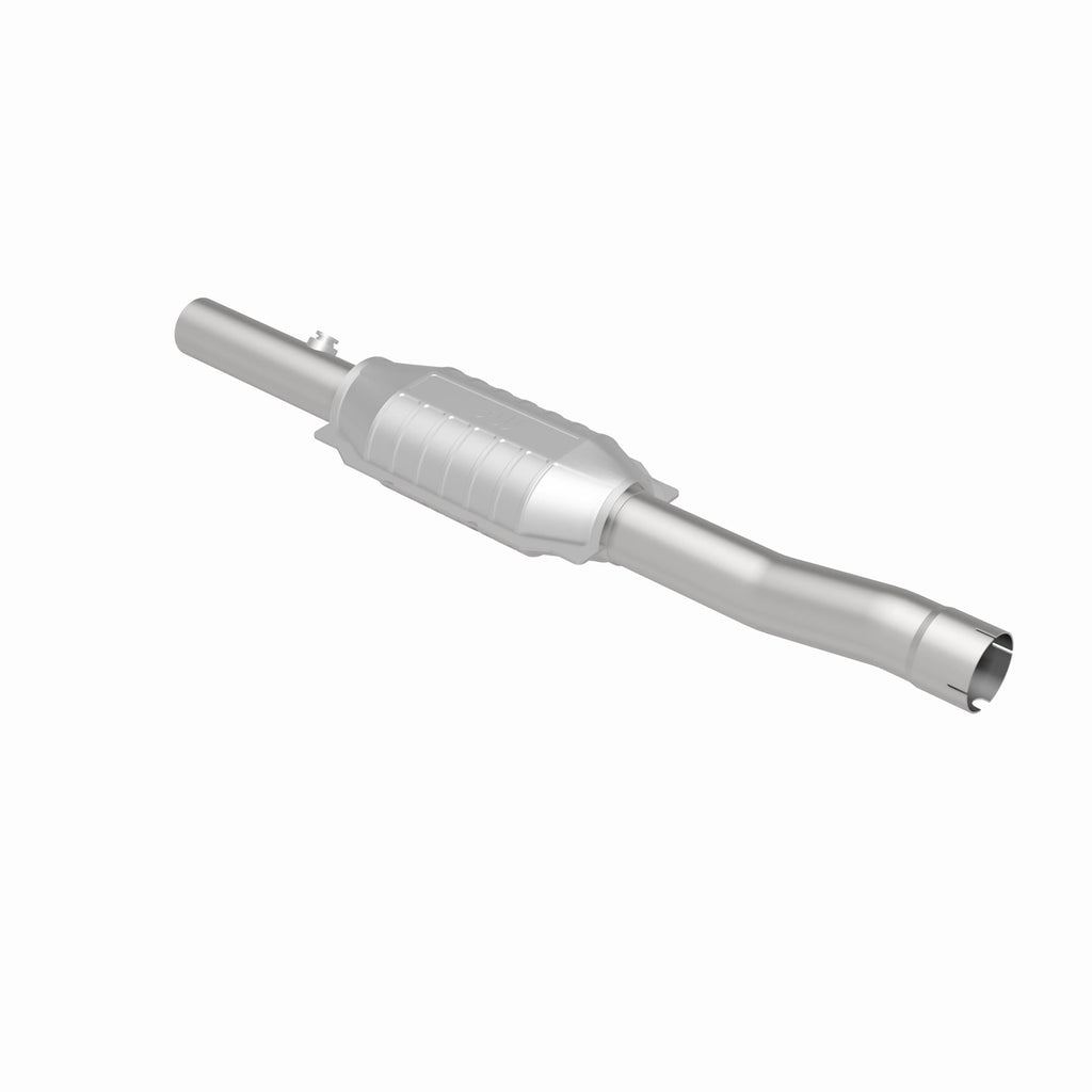 MagnaFlow Exhaust Products 49096 OEM Grade Direct-Fit Catalytic Converter for Select Jeep Grand Cherokee