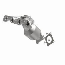 Load image into Gallery viewer, MagnaFlow Exhaust Products 452651 California CARB Manifold Catalytic Converter for Select Dodge Neon, Plymouth Neon