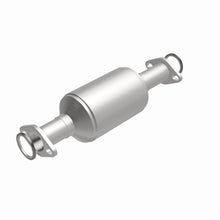 Load image into Gallery viewer, MagnaFlow Exhaust Products 3391884 California CARB Direct-Fit Catalytic Converter for Select Toyota 4Runner, Toyota Pickup