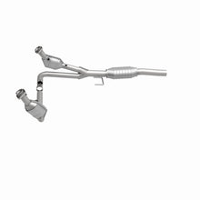 Load image into Gallery viewer, MagnaFlow Exhaust Products 51392 OEM Grade Direct-Fit Catalytic Converter for Select Dodge Dakota