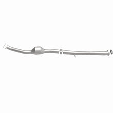 Load image into Gallery viewer, MagnaFlow Exhaust Products 5571448 California CARB Direct-Fit Catalytic Converter for Select Saab 9-2X, Subaru Forester, Subaru Impreza, Subaru Legacy, Subaru Outback