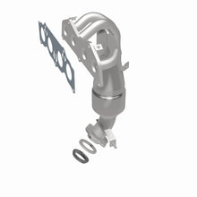 Load image into Gallery viewer, MagnaFlow Exhaust Products 51859 OEM Grade Manifold Catalytic Converter for Select Toyota Highlander