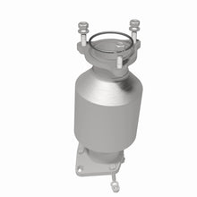 Load image into Gallery viewer, MagnaFlow Exhaust Products 5411905 California CARB Direct-Fit Catalytic Converter for Select Buick LaCrosse, Buick Regal, Chevrolet Impala, Chevrolet Malibu