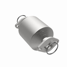 Load image into Gallery viewer, MagnaFlow Exhaust Products 3322656 California CARB Direct-Fit Catalytic Converter for Select Toyota Celica, Toyota Corolla