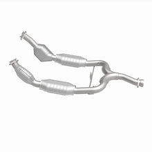 Load image into Gallery viewer, MagnaFlow Exhaust Products 441108 California CARB Direct-Fit Catalytic Converter for Select Ford Mustang