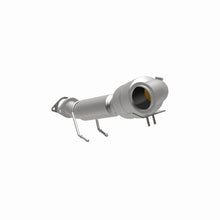 Load image into Gallery viewer, MagnaFlow Exhaust Products 5551253 California CARB Direct-Fit Catalytic Converter for Select Ford Escape