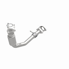 Load image into Gallery viewer, MagnaFlow Exhaust Products 52186 OEM Grade Direct-Fit Catalytic Converter for Select Chevrolet Captiva Sport, Chevrolet Equinox, GMC Terrain
