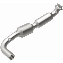 Load image into Gallery viewer, MagnaFlow Exhaust Products 5582311 California CARB Direct-Fit Catalytic Converter for Select Ford E-150, Ford E-250