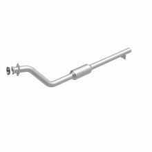 Load image into Gallery viewer, MagnaFlow Exhaust Products 3391438 California CARB Direct-Fit Catalytic Converter for Select Chevrolet Lumina APV, Oldsmobile Silhouette, Pontiac Trans Sport