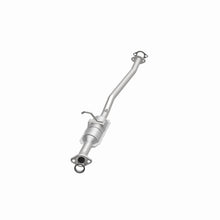 Load image into Gallery viewer, MagnaFlow Exhaust Products 441043 California CARB Direct-Fit Catalytic Converter for Select Chevrolet Metro, Suzuki Swift