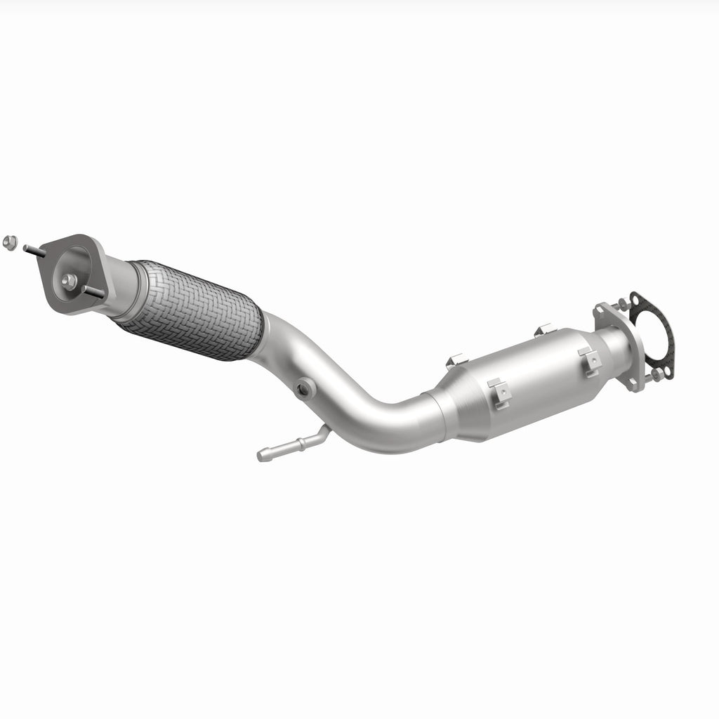 MagnaFlow Exhaust Products 280396 OEM Grade Direct-Fit Catalytic Converter for Select Nissan Rogue Sport