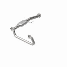 Load image into Gallery viewer, MagnaFlow Exhaust Products 4451410 California CARB Direct-Fit Catalytic Converter for Select Chevrolet Astro, GMC Safari