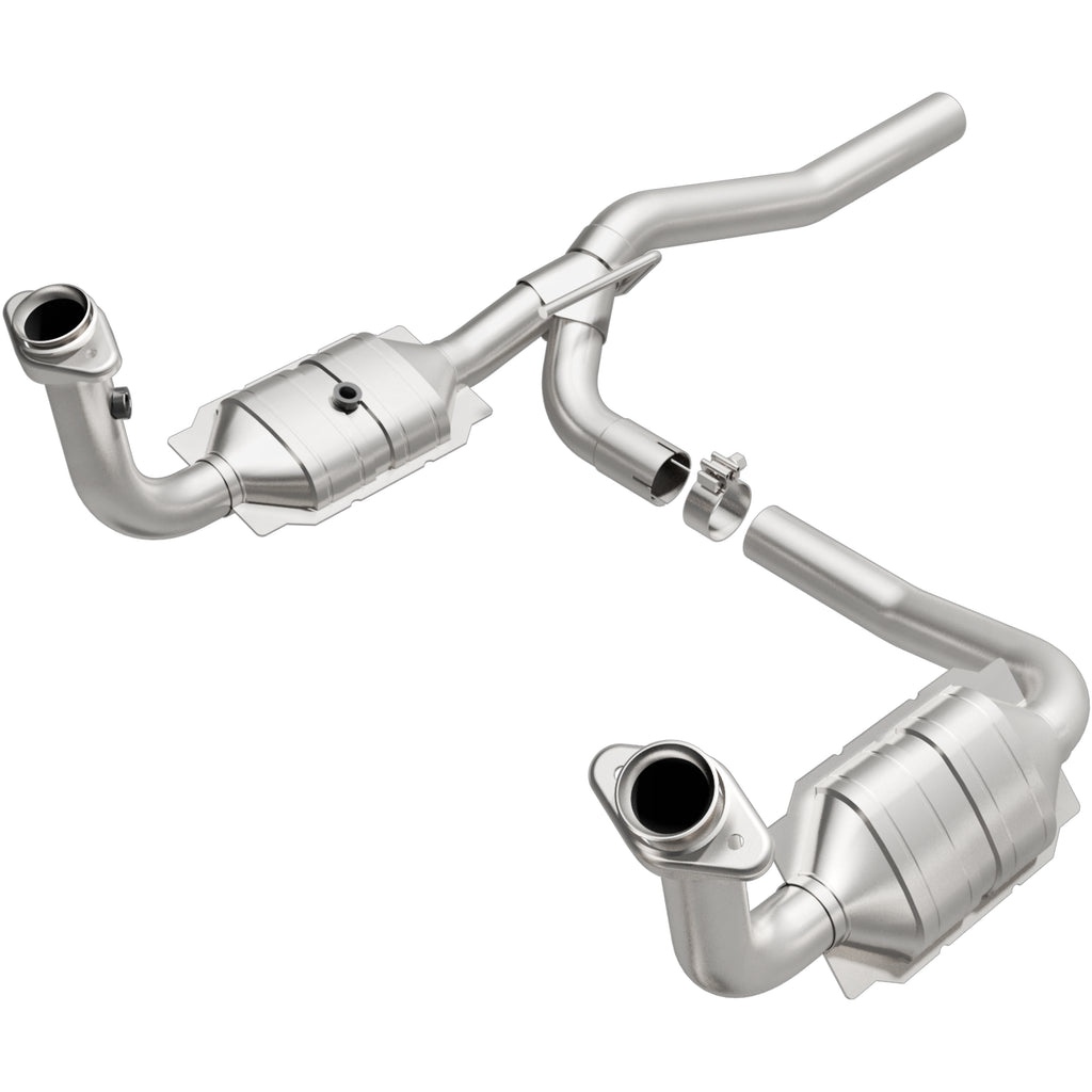 MagnaFlow Exhaust Products 49187 OEM Grade Direct-Fit Catalytic Converter for Select Dodge Nitro, Jeep Liberty